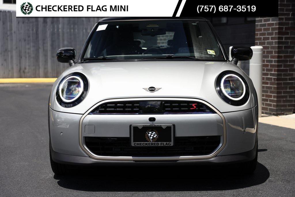 used 2025 MINI Hardtop car, priced at $34,580