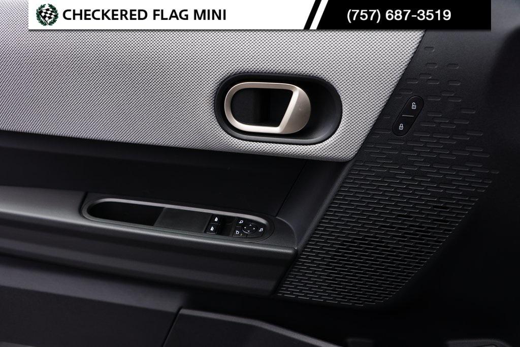 used 2025 MINI Hardtop car, priced at $34,580