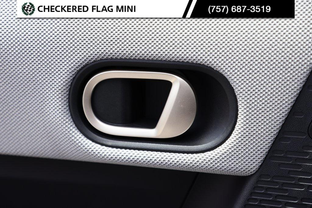 used 2025 MINI Hardtop car, priced at $34,580