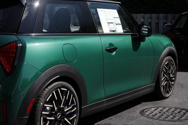 new 2025 MINI Hardtop car, priced at $39,715