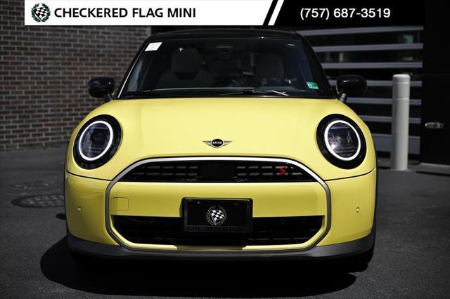 new 2025 MINI Hardtop car, priced at $37,160
