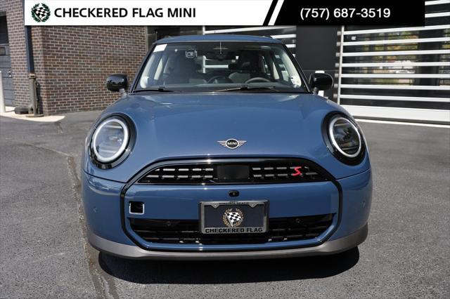 new 2025 MINI Hardtop car, priced at $38,490