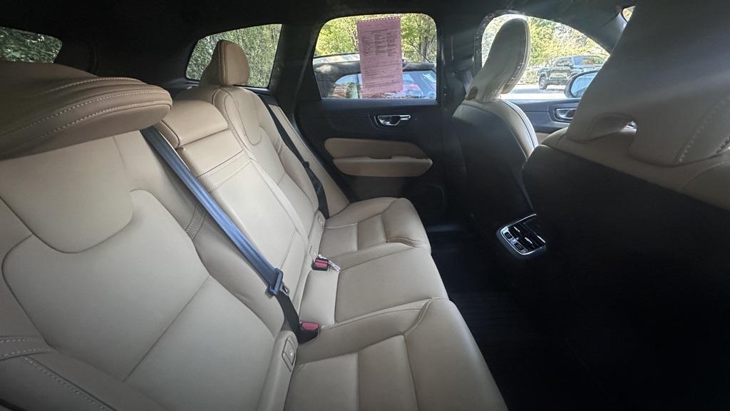used 2022 Volvo XC60 car, priced at $34,990