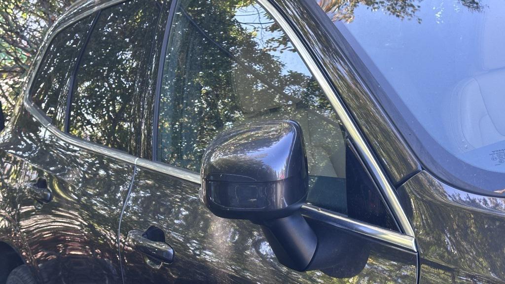 used 2022 Volvo XC60 car, priced at $34,990