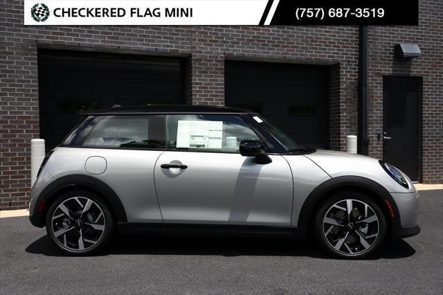 new 2025 MINI Hardtop car, priced at $38,580