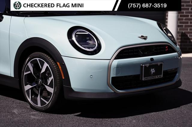 new 2025 MINI Hardtop car, priced at $39,365