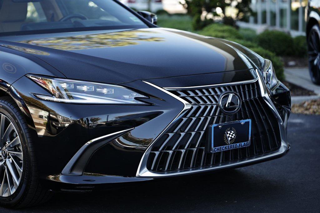 used 2023 Lexus ES 300h car, priced at $46,490