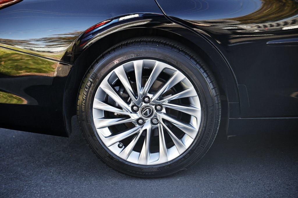 used 2023 Lexus ES 300h car, priced at $46,490