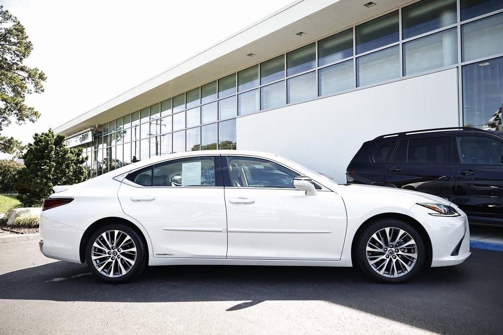 used 2021 Lexus ES 300h car, priced at $30,290