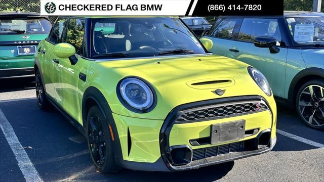 used 2023 MINI Hardtop car, priced at $25,890