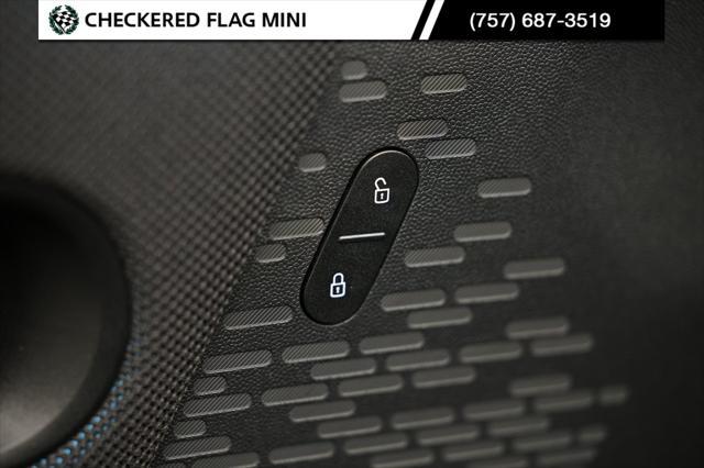 new 2025 MINI Hardtop car, priced at $38,560