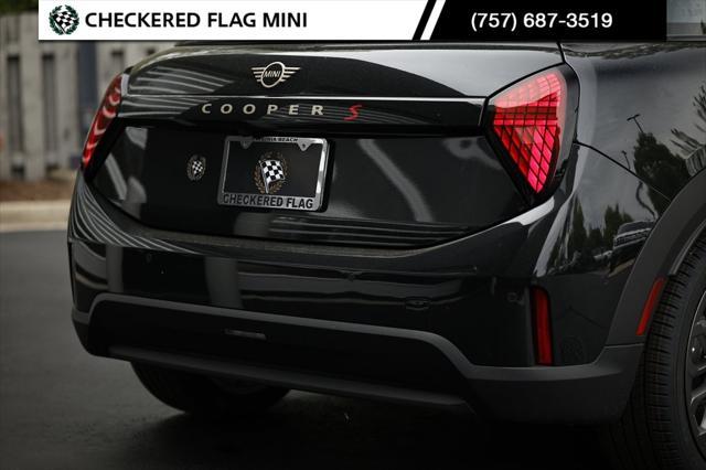 new 2025 MINI Hardtop car, priced at $38,560