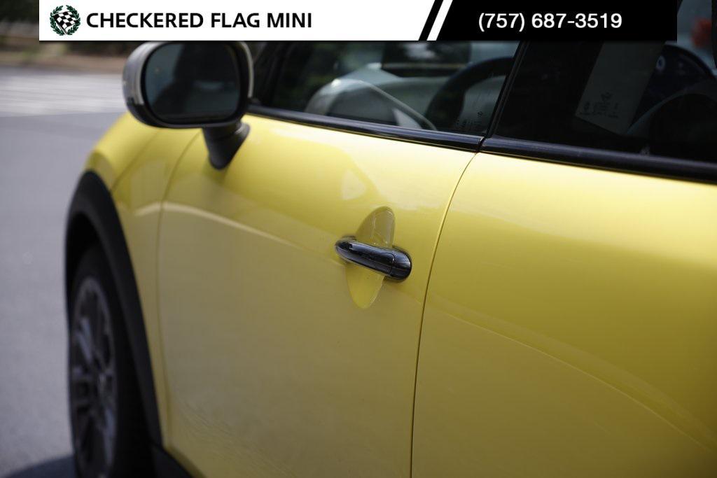 used 2025 MINI Hardtop car, priced at $31,399