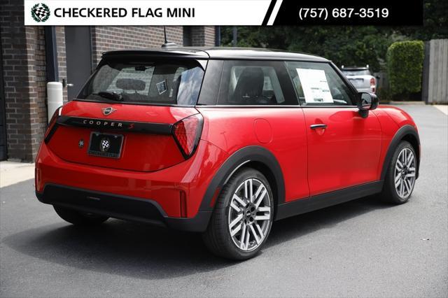 new 2025 MINI Hardtop car, priced at $38,225