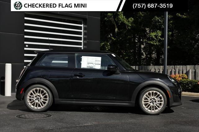 new 2025 MINI Hardtop car, priced at $39,170