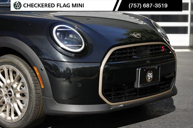 new 2025 MINI Hardtop car, priced at $39,170