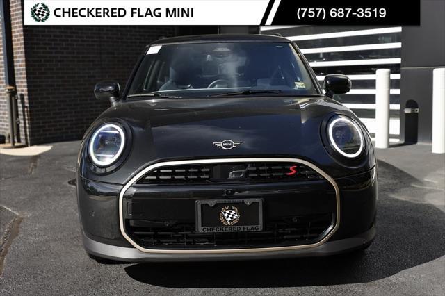 new 2025 MINI Hardtop car, priced at $39,170