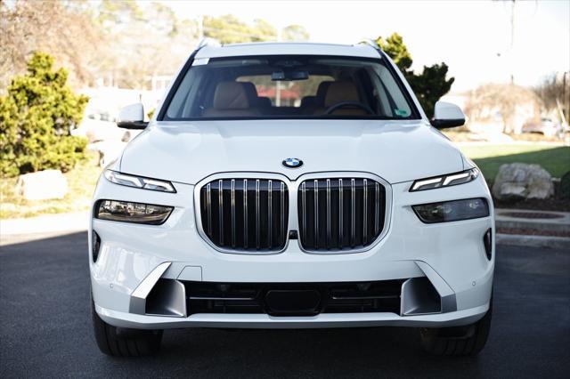 new 2025 BMW X7 car, priced at $94,705