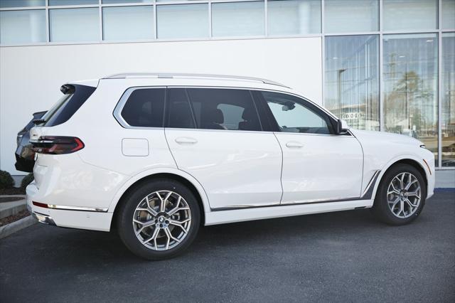 new 2025 BMW X7 car, priced at $94,705