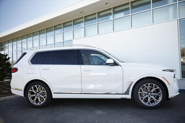 new 2025 BMW X7 car, priced at $94,705