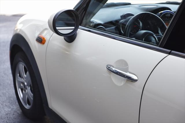 used 2019 MINI Hardtop car, priced at $14,690