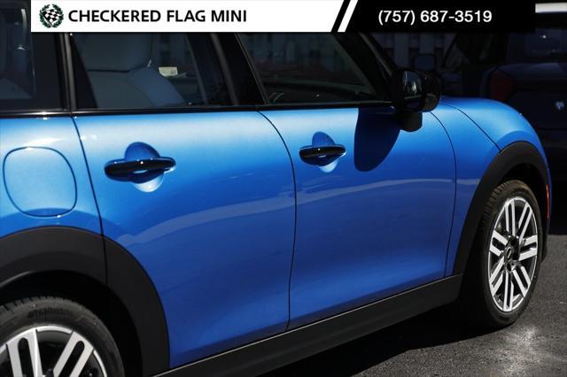 new 2025 MINI Hardtop car, priced at $36,945