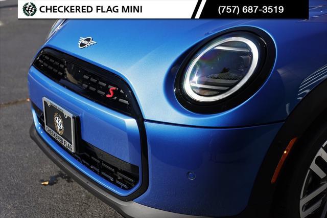 new 2025 MINI Hardtop car, priced at $36,945