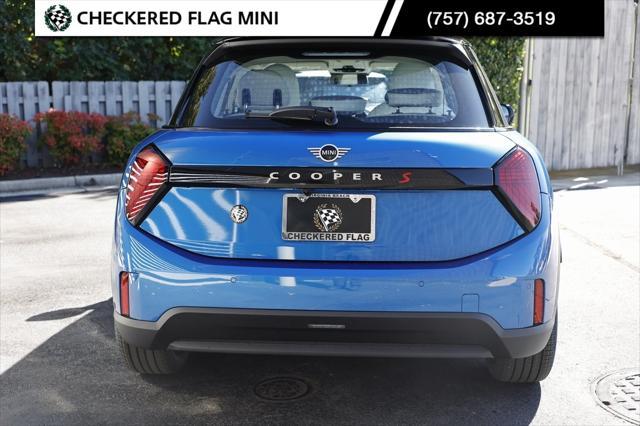 new 2025 MINI Hardtop car, priced at $36,945