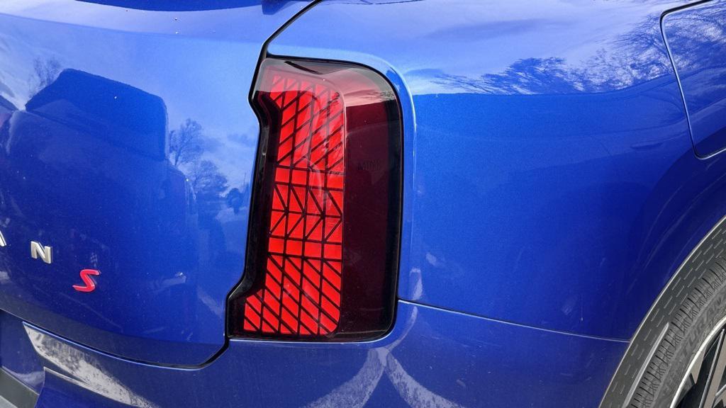 used 2025 MINI Countryman car, priced at $35,156