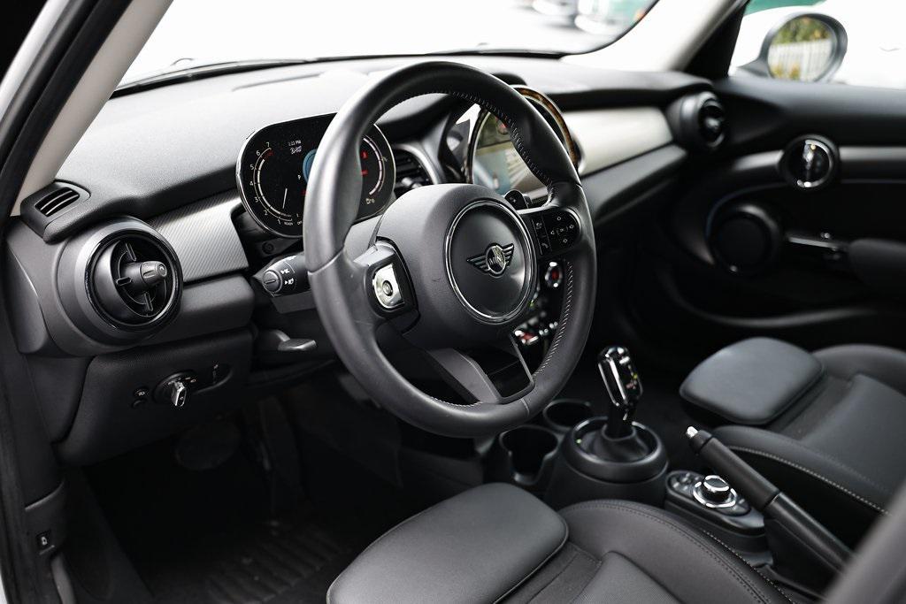 used 2024 MINI Hardtop car, priced at $29,190