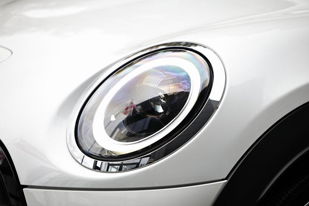 used 2024 MINI Hardtop car, priced at $29,190