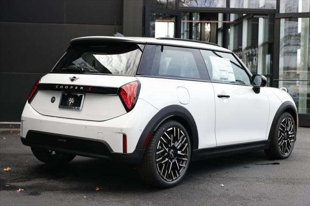 new 2025 MINI Hardtop car, priced at $38,545