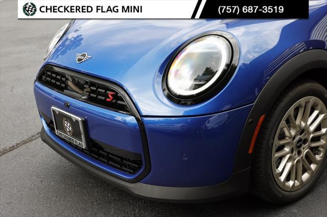 new 2025 MINI Hardtop car, priced at $38,350