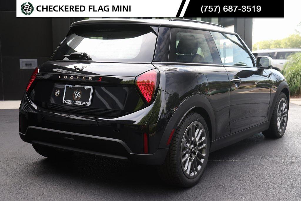 used 2025 MINI Hardtop car, priced at $28,775