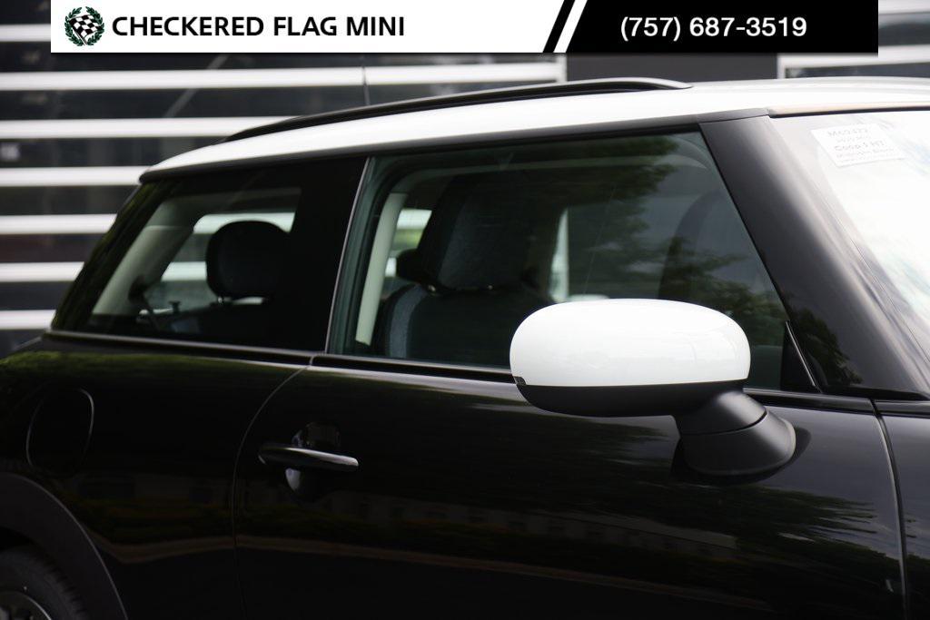 used 2025 MINI Hardtop car, priced at $28,775