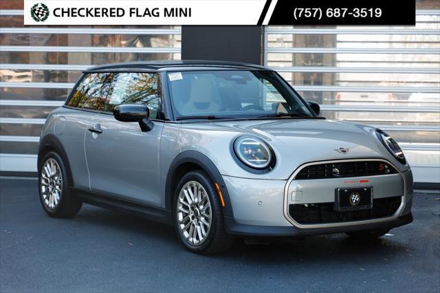 used 2025 MINI Hardtop car, priced at $33,390