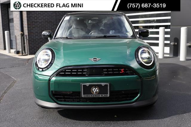 new 2025 MINI Hardtop car, priced at $38,080