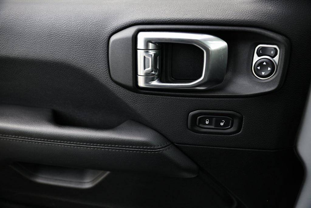 used 2022 Jeep Wrangler Unlimited car, priced at $35,490