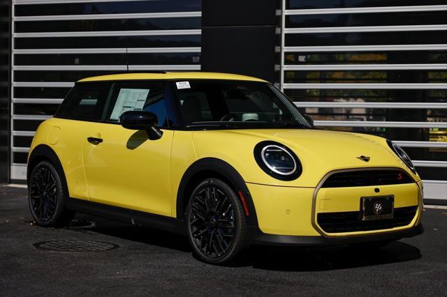 new 2025 MINI Hardtop car, priced at $39,935