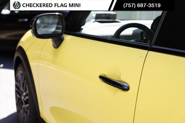 new 2025 MINI Hardtop car, priced at $39,935