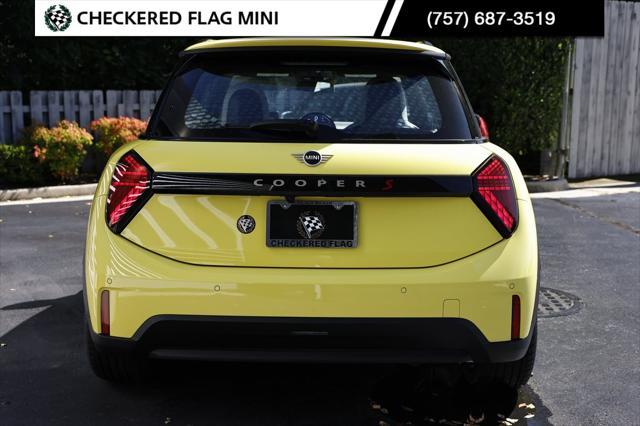 new 2025 MINI Hardtop car, priced at $39,935