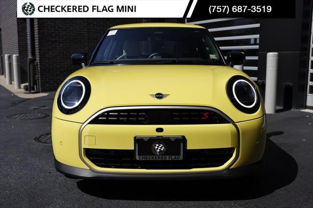 new 2025 MINI Hardtop car, priced at $39,935