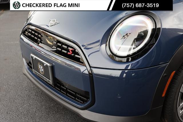 new 2025 MINI Hardtop car, priced at $37,230