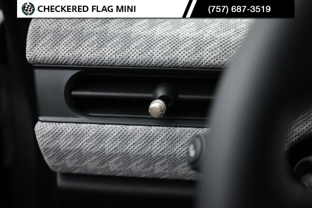 used 2025 MINI Hardtop car, priced at $30,998