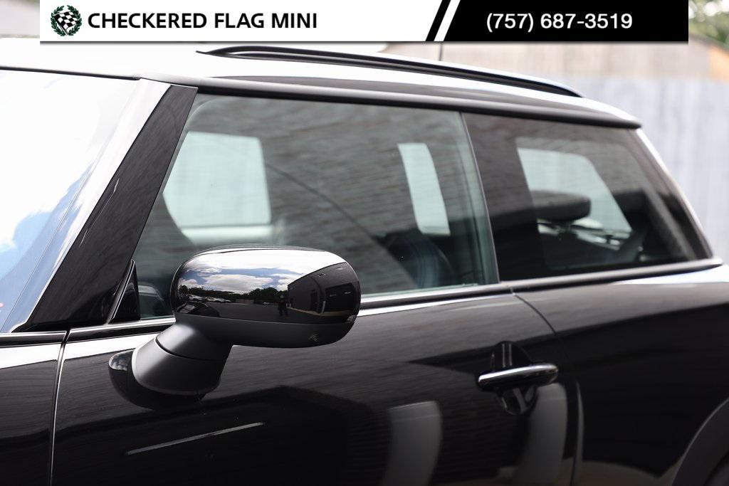 used 2025 MINI Hardtop car, priced at $32,599