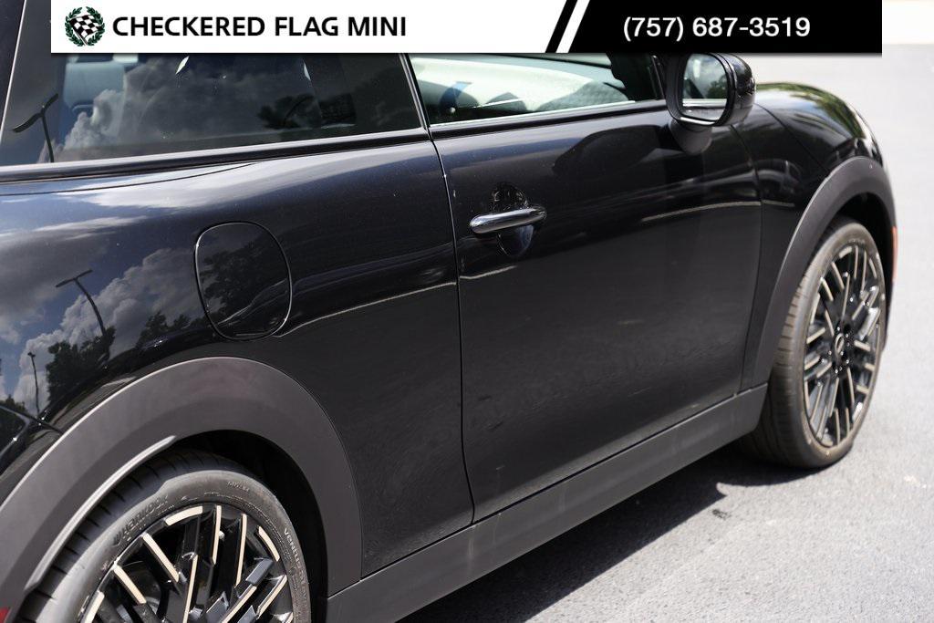 used 2025 MINI Hardtop car, priced at $32,599