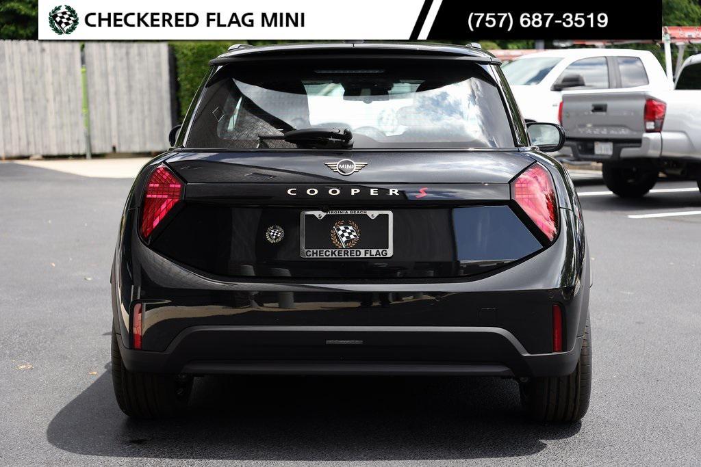 used 2025 MINI Hardtop car, priced at $32,599