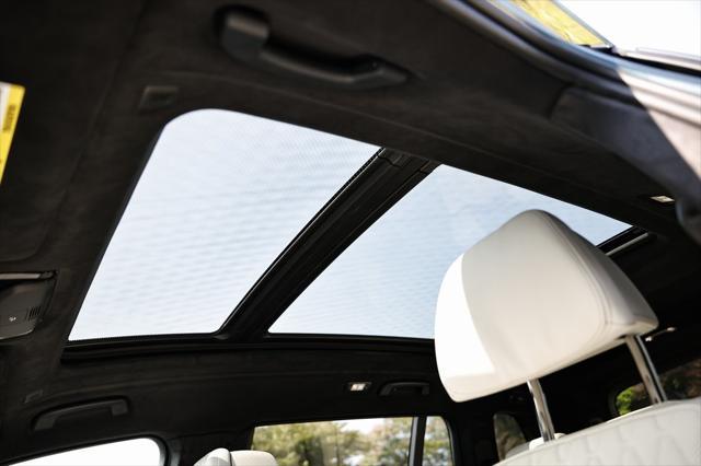 new 2026 BMW X7 car, priced at $100,875