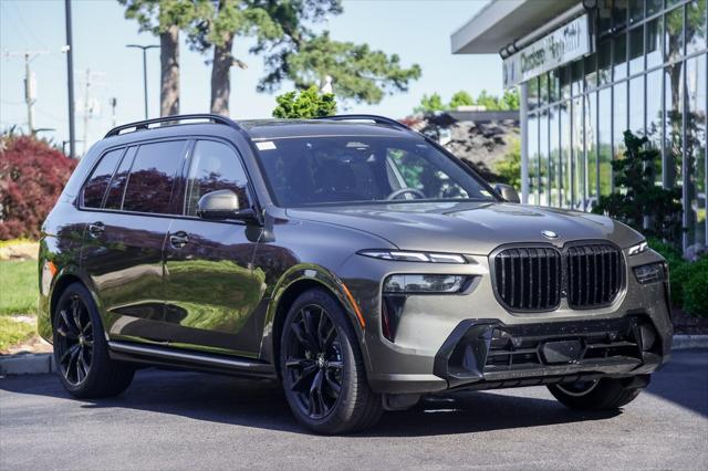 new 2025 BMW X7 car, priced at $94,055