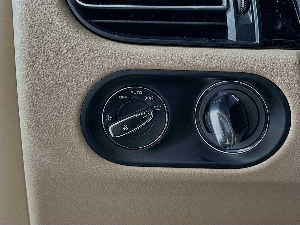 used 2025 Porsche Macan car, priced at $69,900